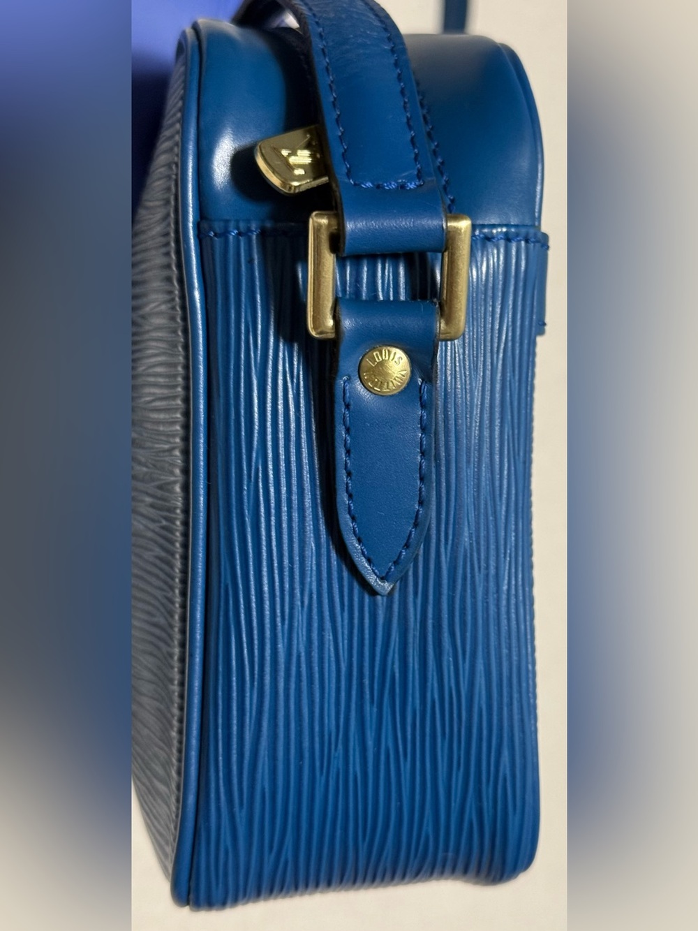 Louis Vuitton Vintage Trocadero Epi Leather - Picture 7 of 16